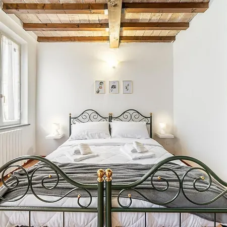 Centro Storico - Eleganza Rustica In Citta