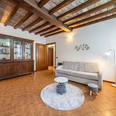 Centro Storico - Eleganza Rustica In Citta *