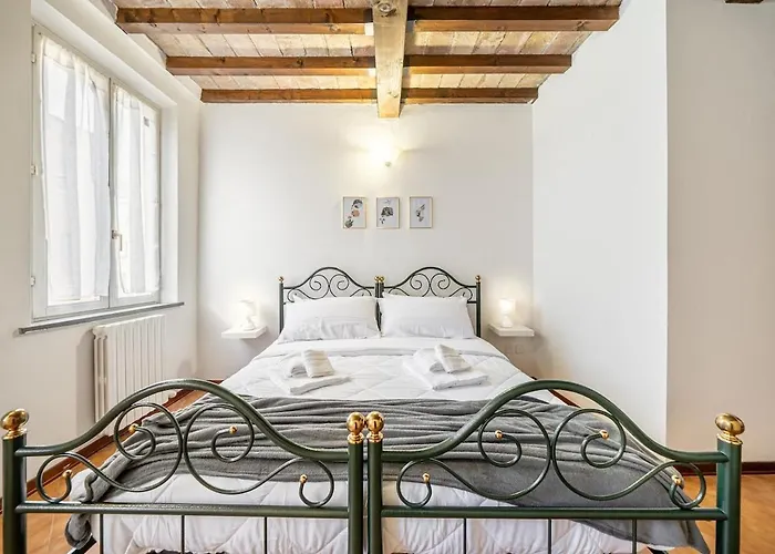 Centro Storico - Eleganza Rustica In Citta